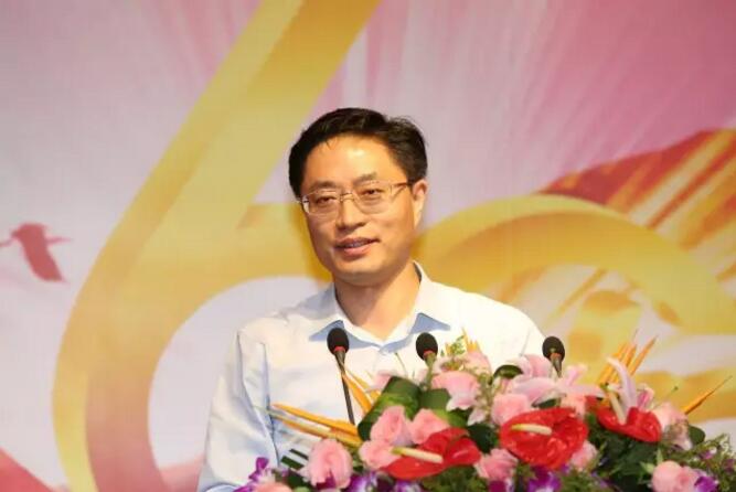 一家大神級的企業(yè)辦了一個低調(diào)的生日宴，速來圍觀！